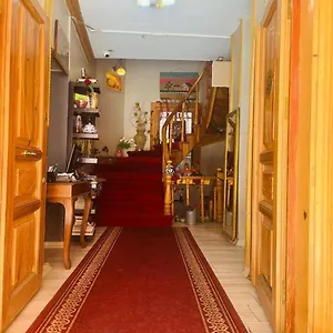Hotel Old Family